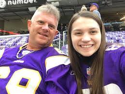 Mckenzie Carlson's Instagram, Twitter & Facebook