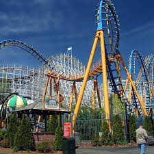 Runaway river was an attraction that saw riders float through a series of pools and thrilling drops that eventually lead back to the lagoon. peak attendance reached approximately 20,000 people on saturdays. Six Flags Astroworld Jetzt Geschlossen Freizeitpark In Houston