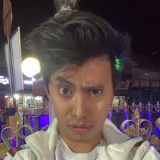 Veronica Speed-Runs an Instagram Dupe