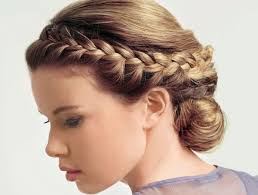 Daginik Ve Normal Sade Topuz Sac Modelleri Guncel Bilgiler Sitesi Coole Frisuren Abendfrisuren Geflochtene Frisuren