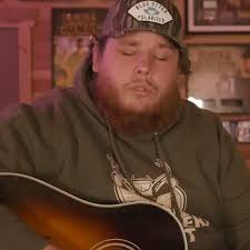 Luke Combs and wife Nicole welcome son Tex Lawrence Combs