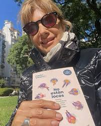 Gracias infinitas por estar recibiendo este libro con tanto amor.  @charpentier.marina @silviapapuchado @sandravotta @cassabclaudia  @fe.familiaesperanza @tatischapiro @genaropress @penguinlibrosar  @librosparavivirmejor #noestanlocos #noestánlocos ...