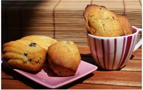 Recette Madeleines Dodues Aux Pepites De Chocolat En Video Recette Recette Madeleine Pepite Chocolat Alimentation