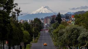 El funcionario hizo hincapié en esta declaración debido a que el domingo rige la inmovilización social en todo el país, pero eso no será impedimento para que los adultos mayores. Ecuador Celebro El Dia De La Madre Bajo Confinamiento Y Por La Web La Republica Ec