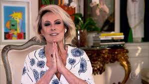 No hospital, onde está internada para avaliação médica, a apresentadora apareceu usando máscara de proteção no vacinada com duas doses da vacina, ana maria está bem e apresenta sintomas leves. Ana Maria Braga Esta Com Covid 19 Ceara Agora As Noticias Mais Importantes De Fortaleza Ceara Brasil