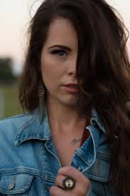 Amber Mcintosh's Instagram, Twitter & Facebook