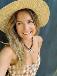 Bohemian Bone & Turquoise Crecent Horn Pendant Choker for Women, Positive  Intention Expression Choker, Meditation Yoga Necklace, Brown Bone