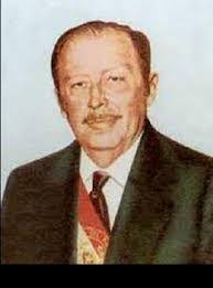 Anibal Mena's Instagram, Twitter & Facebook