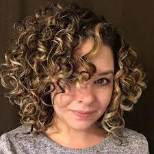 Hairstyle Ideas Virtual Hair Styles Updo Ideas 1920s Hairstyle Ideas Red Hairstyle Ideas Hairst In 2020 Medium Curly Haircuts Curly Hair Styles Medium Hair Styles