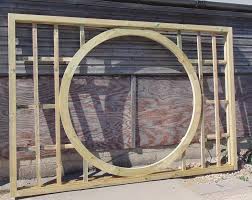 Wooden Garden Moon Gate Trellis Trellis Sections Are Made From 2 X 1 Timber Moon Circle 200cm Wide Extern Wooden Trellis Moon Gate Japanese Garden Design