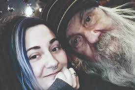 Shannon Rooney's Instagram, Twitter & Facebook