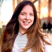 Sara Weiss's Instagram, Twitter & Facebook