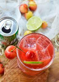 Warm Summer Days Can Only Get Better With This Refreshing Cherry Lime Tequila Cocktail This Simple Su Tequila Cocktails Mixed Drinks Recipes Tart Cherry Juice