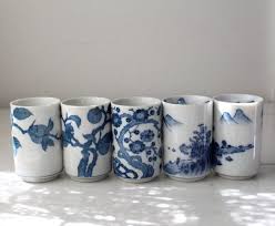 Vintage Japanese Tea Cups Set Of 5 Blue And By Luncheonettevintage 19 00 Japanese Tea Cups Japanese Tea Set Pottery
