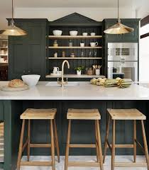 Cuisine Verte Conjuguer L Harmonie Et L Energie Des Differentes Tonalites Cuisine Verte Cuisines Design Cuisines Deco