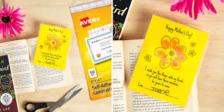 We found these diy fingerprint mother's day cards ages ago through the now defunct kaboose, but the idea still stands. 3 Easy Mother S Day Crafts That Young Kids Can Make At Home Avery Com