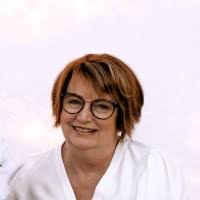 30+ "Fiona Bolton" profiles