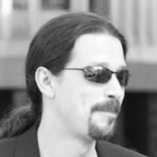 Daniel van Ross (@vanross)