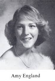 Mary Risso's Instagram, Twitter & Facebook