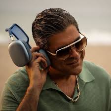 أجمع جروحي ... همي و نوحي أسهر...