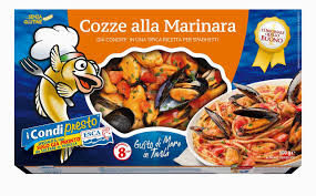 Spaghetti conditi con un sugo di pomodoro aromatizzato con dell'aglio, origano, sale e pepe. Cozze Alla Marinara I Condipresto Esca Cozze Gia Condite In Una Tipica Ricetta Per Spaghetti