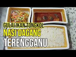 Gulai ikan tongkol@aya masakan pantai timur terutama kelantan dan trengganu,dan ada perbezaan dari segi cara masak,kat sini. Video Nasi Dagang