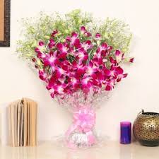 Now get mothers day flowers online from bloomsvilla and make your mother happy. Mothers Day Flower Delivery Send Mother S Day Flower Online To India Floweraura