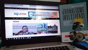 Pindahkan tunas tanaman yang telah melewati proses pembenihan pada media hidroponik. Awas Wartawan Bukan Polisi Wartawan Tidak Bisa Menyita Dokumen Sigijateng Id
