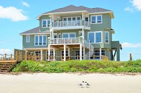 Vrbo Com 471204 Beach Front House With 7 King Beds And 1 Queen Beachfront House House Rental Beach House Rental