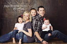 Family Picture Paisley Studios The Blog With Images Family Portrait Poses Studio Family Portraits Family Picture Poses