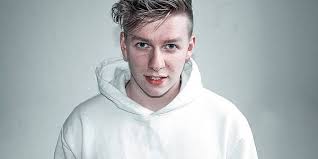 Mason mount (born 10 january 1999) is a british footballer who plays as a central attacking midfielder for british club chelsea, and the mason mount. Musik Von Hier Dariioo Radio Hochstift