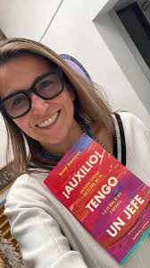 Quieres saber cómo será nuestro club de lectura “Si a Todo” ? , Empezamos  con; Auxilio tengo un jefe de @sami_coach