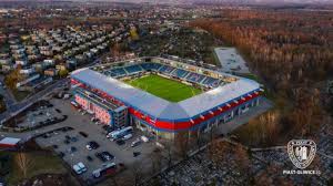 14 sierpnia lechia gdańsk podejmie na stadionie polsat plus arena gdańsk cracovię. Znamy Terminarz Pierwszych Kolejek Sezonu 19 20 Newsy Piast Gliwice S A Oficjalna Strona Mistrza Polski 2018 19