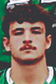 Gingrich, top-ranked Lions rout Spartans