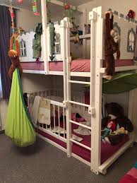 Hast du dich für ein hochbett entschieden, so heißt doch noch lange dann kannst dir noch überlegen wie das hochbett gestaltet sein soll: Hochbett Mit Babybett Oli Niki