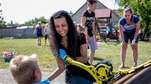 Koncz zsófia az elhunyt képviselő lánya, és jelezte, hogy megválasztása esetén édesapja munkáját kívánja folytatni. Jogszabalyt Sertett Koncz Zsofia A Kormanyparti Jelolt 24 Hu