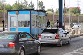 Fără să plătească taxa de pod, fie de la giurgeni, fie cea de la fetești, constănțenii și tulceni nu pot călători în restul țării, neavând altă alternativă rutieră. Decizia Senatului Nu Mai PlÄƒtim Taxa De Pod Cand Mergem La Mare