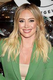 Shop online the shoes worn by the most important celebrities! Was Machen Die Darsteller Aus Lizzie Mcguire Heute