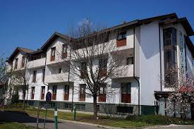 See 37 traveler reviews, 88 are any cleaning services offered at green park hotel & residence? Residence Green Park 2 Bewertungen Fotos Province Of Modena Campogalliano Tripadvisor