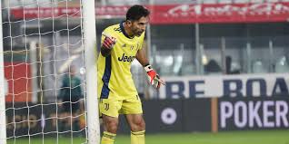 From parma to paris with 17 years at juve in between, gianluigi buffon's champions league struggles go on. Buffon Deferito Per La Bestemmia Pronunciata In Parma Juve