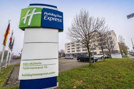 Feiern sie in 2020 ganzjährig unser zweites jahr mit uns! Holiday Inn Express Cologne Mulheim An Ihg Hotel Cologne Updated 2021 Prices