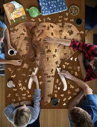 Puzzle madd capp to świetny prezent na urodziny, wspólną. I Am Elephant 700 Madd Capp Games