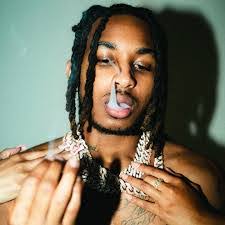 Isaac Earl's Instagram, Twitter & Facebook