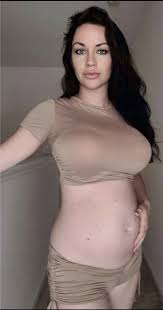 Teacher-turned-OnlyFans star pregnant by student, is keeping the baby