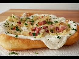 Das Rezept Fur Ungarische Langosch Selber Machen Andere Rezepte Zum Selbermachen Inklusive Schritt Fur Schritt Anleitungen U Rezepte Langosch Langosch Rezept