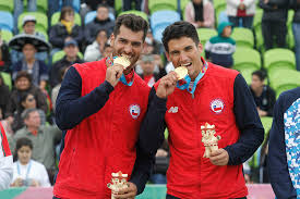 El binomio nacional, que venía de perder en el debut ante los brasileros evandro y bruno schmidt, estuvieron lejos de su mejor nivel y cayeron sin apelaciones ante los polacos grzegorz fijaek y michal bryl. Tremendos Los Primos Grimalt Consiguieron Una Historica Clasificacion A Los Juegos Olimpicos De Tokio