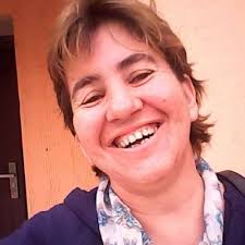 Angela Beatriz Vaz Ribeiro (@AngelaB58170823)