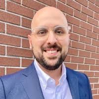 Molly Manor's Instagram, Twitter & Facebook