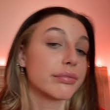 Sem On Instagram Anyone Else Want Emma To Dye The Back Of Her Head Purple Or A Really Dark Blue No In 2020 Hair Inspo Color Hair Color Underneath Hair Color Streaks