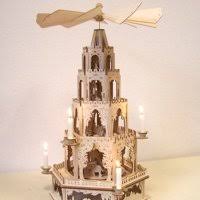 Es ist sehr faszinierend wie aus buntem papier, das geschnitten und geklebt wird. Laubsagearbeiten Anleitung Tipps Zu Laubsagevorlagen Basteln Ac Holzkunst